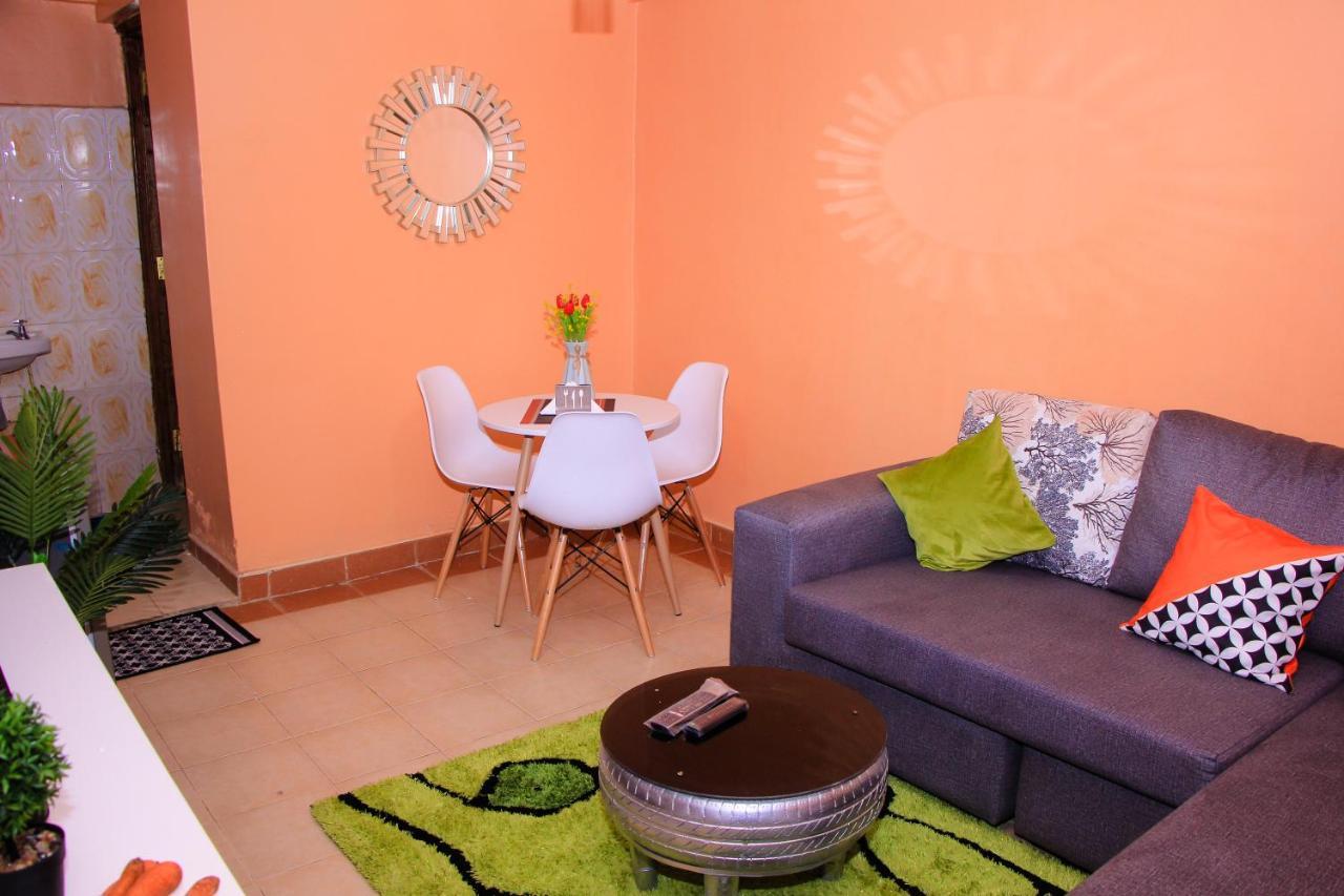 Cozy Homes 1 Bedroom House With Wi-Fi King Size Bed. Free Parking Naivasha Kültér fotó