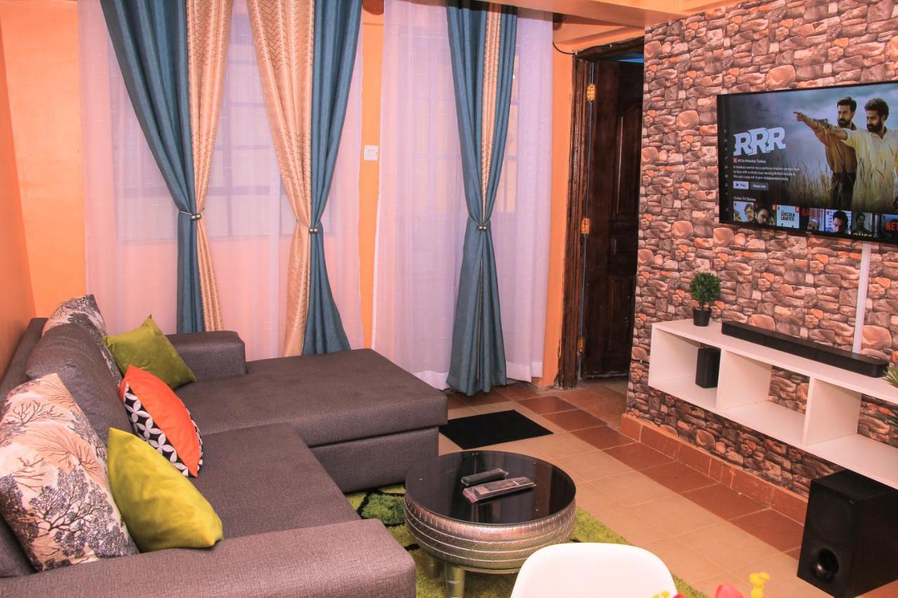 Cozy Homes 1 Bedroom House With Wi-Fi King Size Bed. Free Parking Naivasha Kültér fotó
